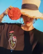 Camiseta - Corazón Cósmico - Imagen 2