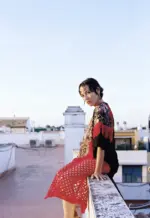 Camiseta Mantón Feria - Imagen 2